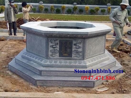 Mẫu mộ đá tròn của gia chủ ở Chương Mỹ, Hà Nội
