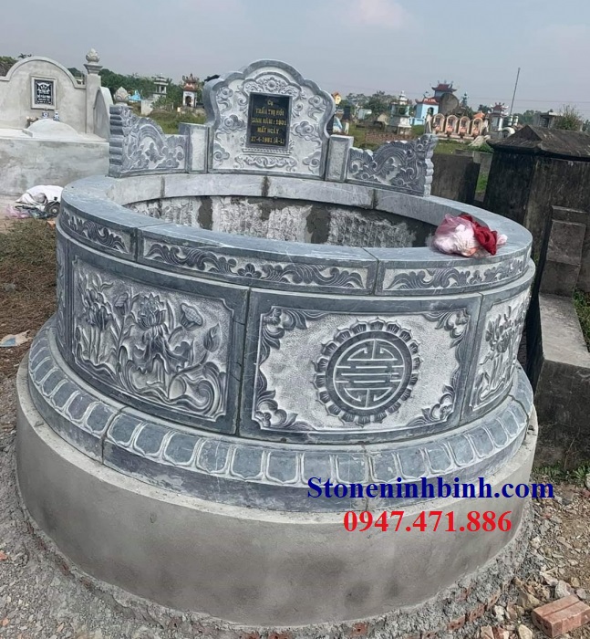 Mẫu mộ đá tròn của gia chủ ở Ninh Giang, Hải Dương