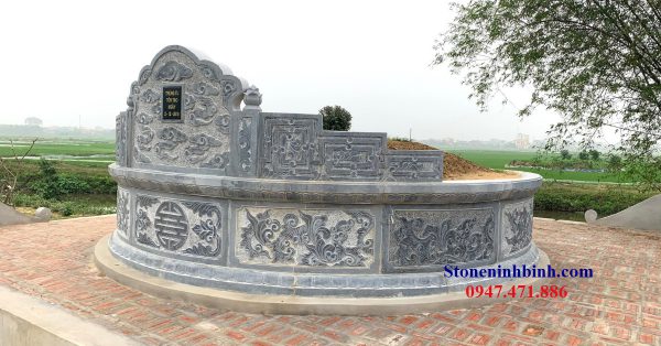Mẫu mộ đá tròn của gia chủ ở Xuân Lộc, Đồng Nai